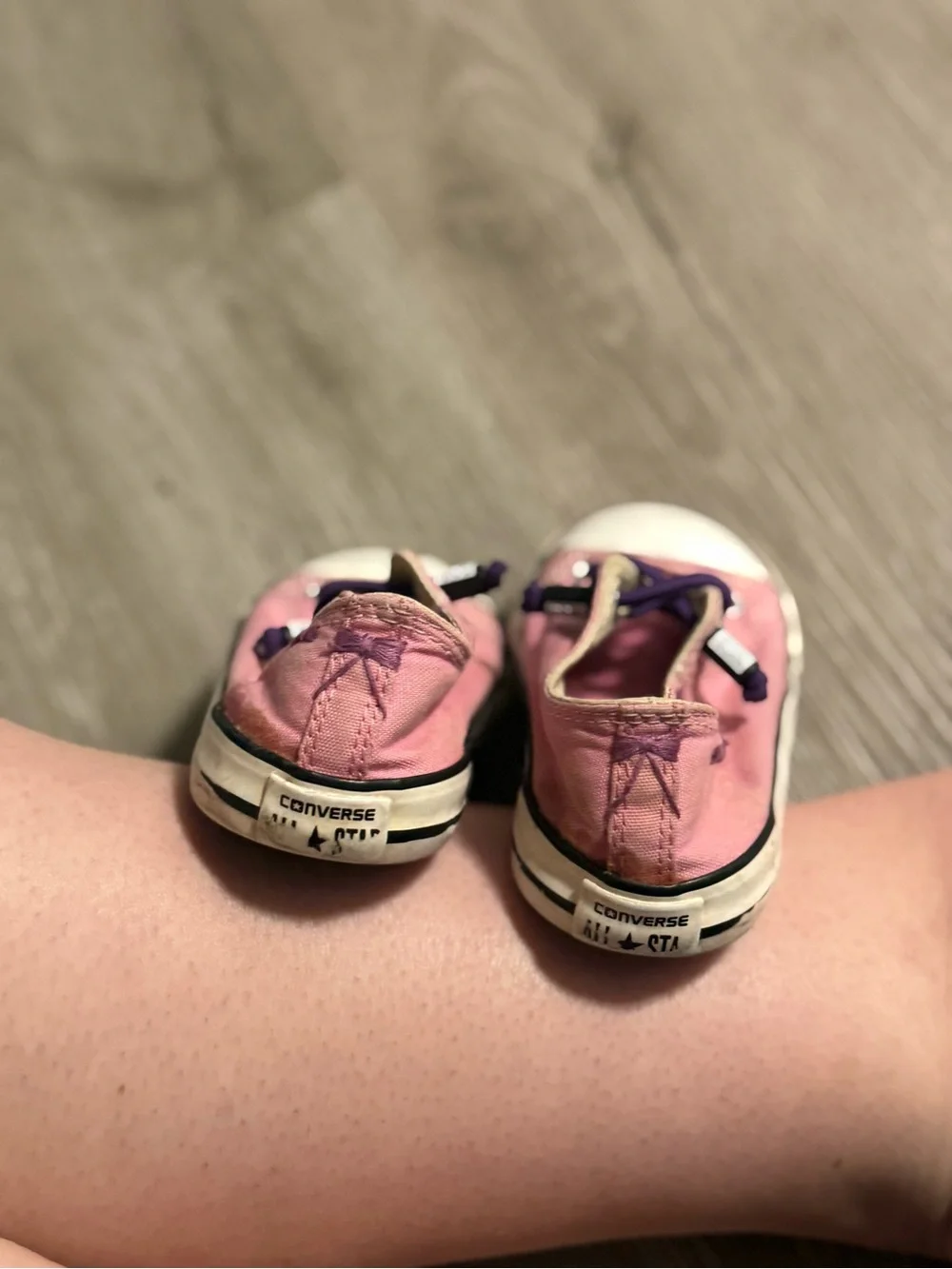 Converse Kids Pink Canvas Sneakers with Purple Laces and Embroidered bows